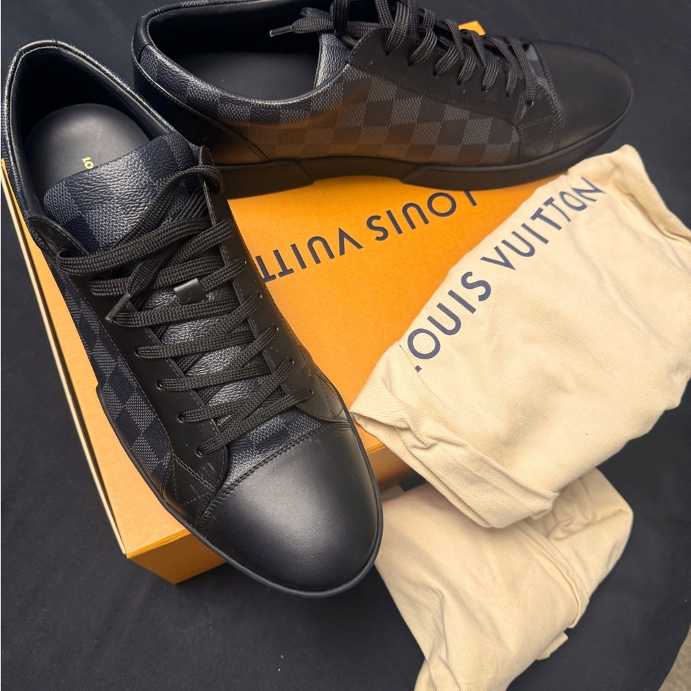 Louis Vuitton Sneakers